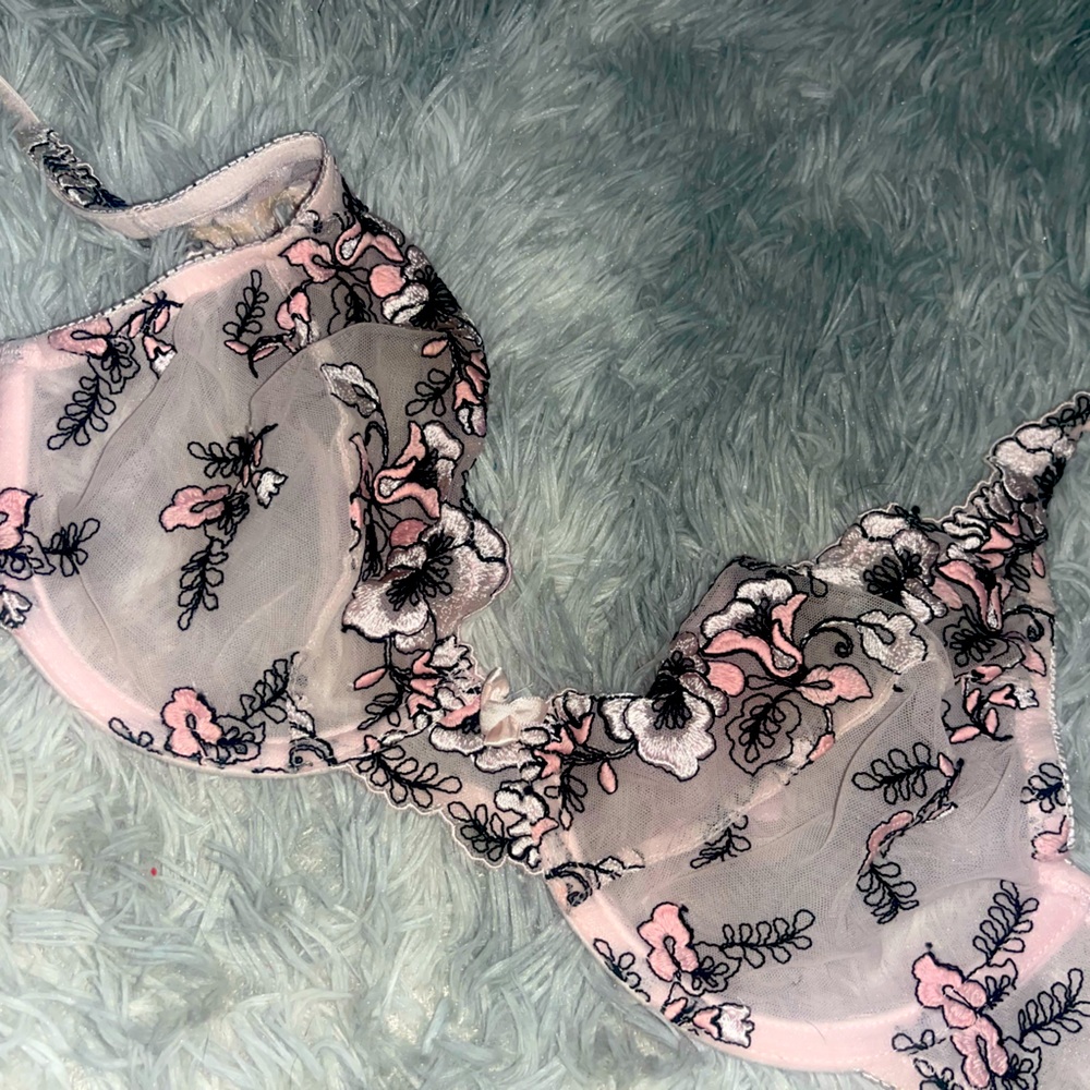 Victoria secret unlined bra